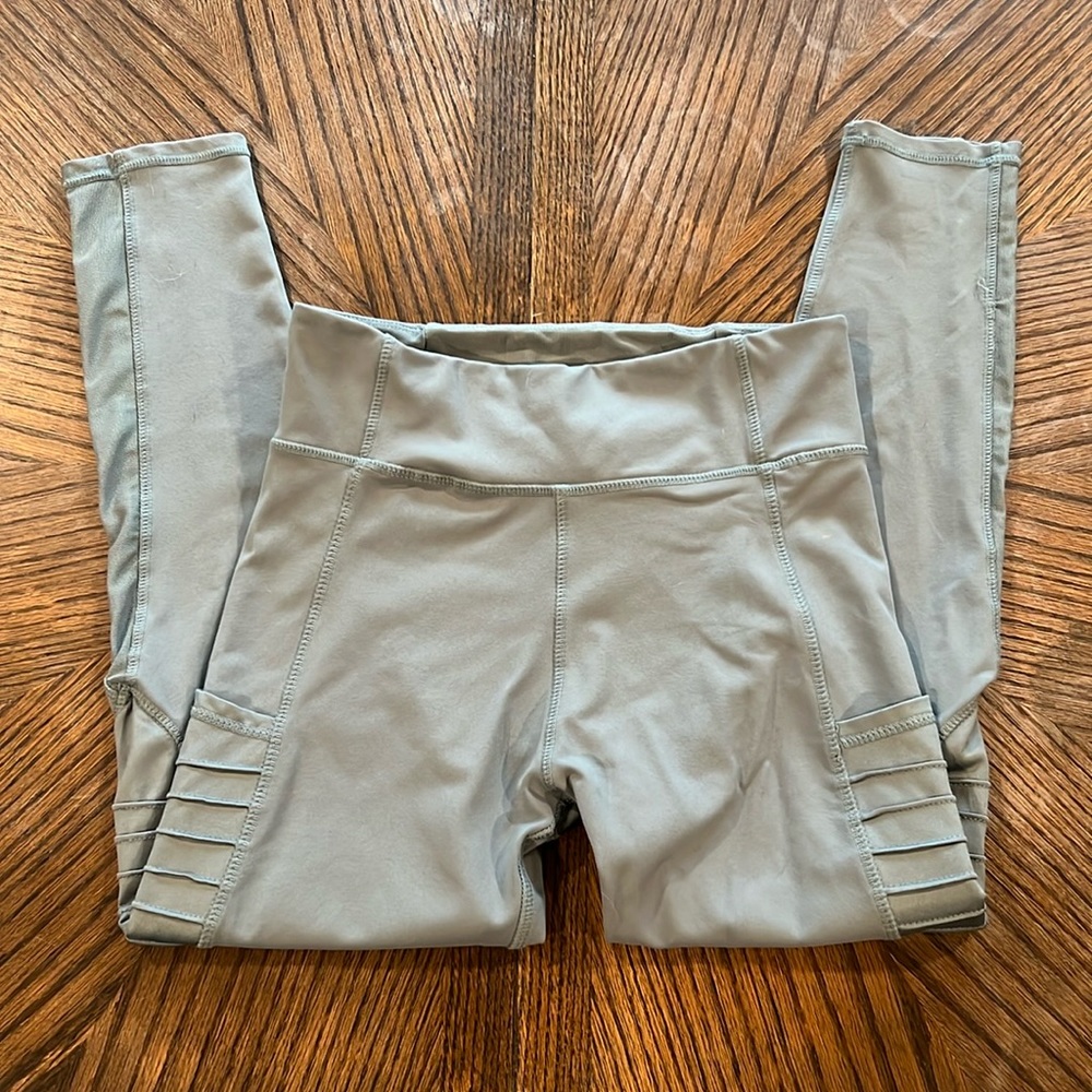 Mono B Aqua Leggings Size S